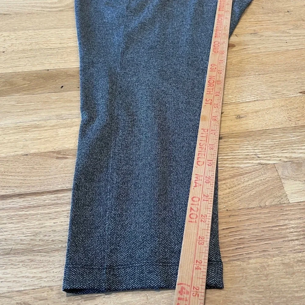 Womens Gray Capri Leggings Althleta Delancy Herringbone Athleisure Quiet Luxury - Picture 8 of 13
